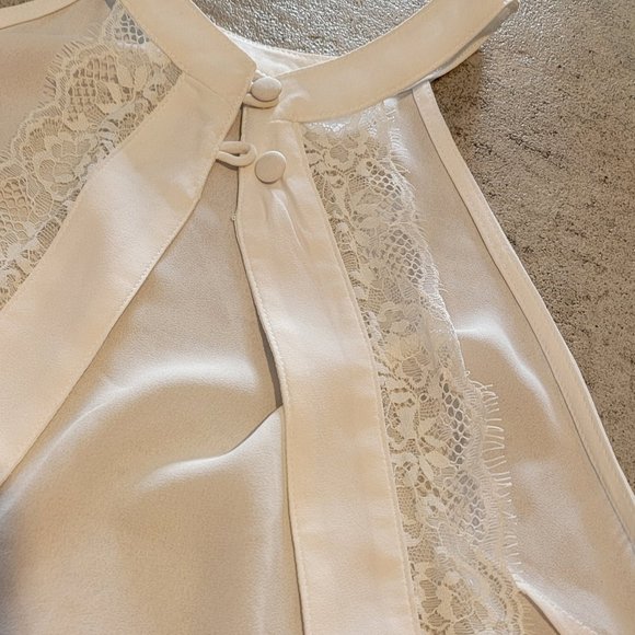 FOREVER 21 White Sheer Halter Cropped Blouse Sleeveless Halter Top Size S - Picture 11 of 12